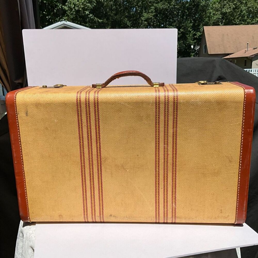 Large striped vintage suitcase great display piece must see brown & rust colors - Picture 3 of 9